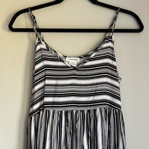 Black and White Striped Flowy Maxi Dress (NWT) size xs